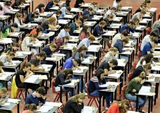 Medicina, verso stop a numero chiuso: sì a testo base in Senato