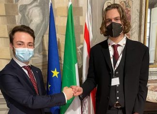 Un liceale di Montecatini presidente del Parlamento degli studenti toscani Studenti parlamento studenti Mauro Cioci