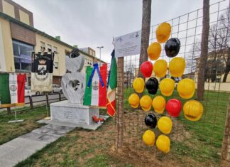 A Fucecchio l’albero della sicurezza per le vittime sul lavoro. Alle morti bianche papa Francesco ha dedicato l’omelia di Natale natale