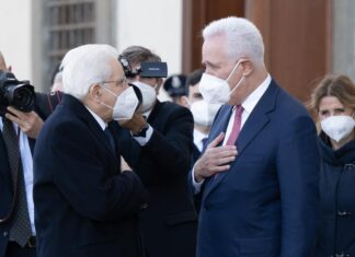 Giani invita Mattarella a Firenze per l’arrivo di papa Francesco Sergio Mattarella e Eugenio Giani