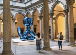 Firenze, è mostra record per Jeff Koons a Palazzo Strozzi con 140mila visitatori Jeff Koons arte Firenze