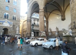 ‘L’amica geniale’, arriva su Rai Uno la terza serie evento con Lenù e Lila girata a Firenze e Viareggio Firenze Piazza della signoria