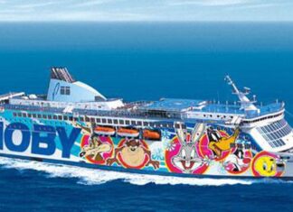 Famiglia pisana senza green pass bloccata in Sardegna, il tribunale autorizza l’imbarco per Livorno crocera moby