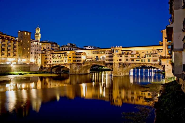 Ponte Vecchio Firenze luci