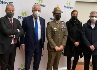 Vaccini, il generale Figliuolo al Meyer di Firenze annuncia la quarta dose per i fragili Figliuolo Meyer