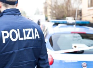 Firenze, ladro armato di coltello bloccato da un cane Polizia