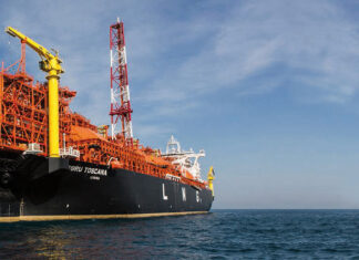 Gas, il rigassificatore di Livorno sta lavorando a pieno regime Rigassificatore Livorno