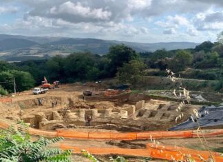 Volterra, capitale toscana 2022. Si punta sul turismo Anfiteatro Volterra