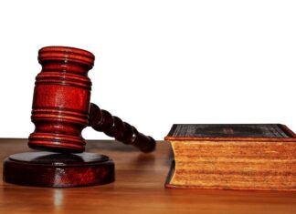 Ucraina, dagli avvocati di Firenze consulenza legale gratuita legge