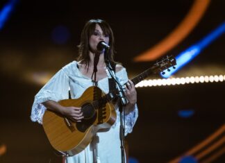 Carmen Consoli sotto i riflettori del Lucca Summer Festival Carmen Consoli concerto musica