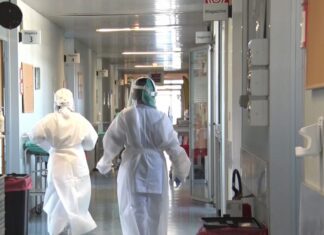 Covid Toscana, i numeri dei nuovi positivi. Età media under 40 sanità