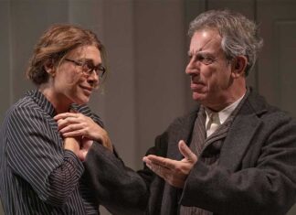 Al Teatro Solvay di Rosignano va in scena ‘Ditegli sempre di sì’ Ditegli sempre di sì teatro