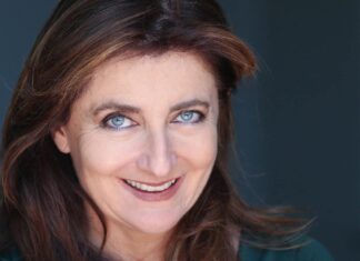 Francesca Reggiani protagonista al Teatro Petrarca di Arezzo Francesca Reggiani