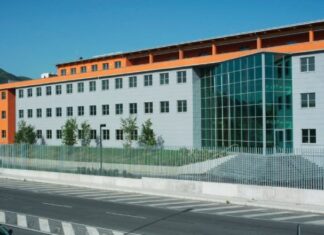 Versilia, maxi frode fiscale da cento milioni con la vendita di auto Guardia di Finanza Lucca