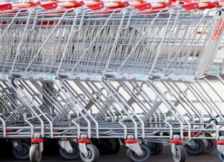 Firenze, vendita di alcolici fuori orario. Scattano le sospensioni per 5 minimarket