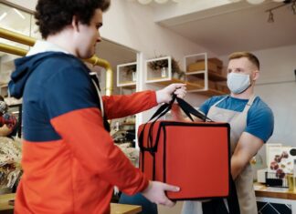 A Firenze delivery etico. Firmato protocollo d’intesa con il Comune