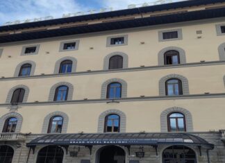 Firenze, incendio in una stanza. Evacuato il Grand Hotel Baglioni