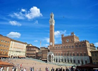 Siena, rissa in centro storico. Tre denunciati