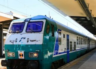 Oltre tremila persone controllate nelle stazioni toscane Treno regionale