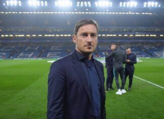 Vinci, rubata maglia della Roma con autografo di Totti