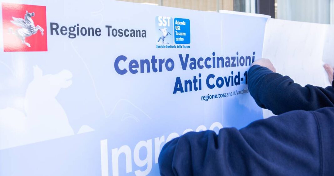 Vaccini Covid, in Toscana riaperte le prenotazioni