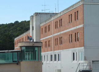 San Gimignano, intercettava telefonate dei detenuti
