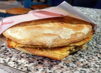 Livorno, torna il ‘5&5 Day’ torta di ceci livorno 5&5 farinata