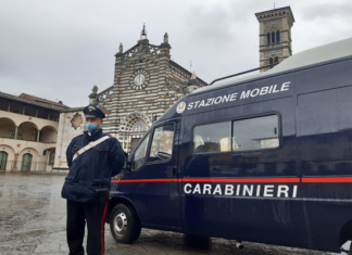 Prato, cocaina nascosta nella giacca della figlia I carabinieri di Prato hanno identificato gli autori di un pestaggio a un ragazzo di 27 anni