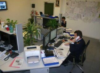 Pedopornografia in forte aumento in Toscana Polizia sala operativa