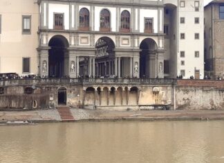 Firenze, al via il restyling della Terrazza Vasariana Terrazza Vasariana Firenze Uffizi Arno