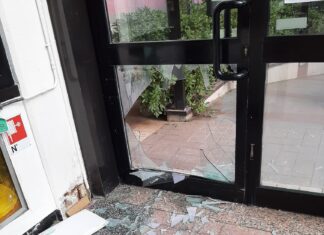 San Bartolo, atti vandalici nella Casa del Popolo criminalità vandalismo circolo arci Firenze
