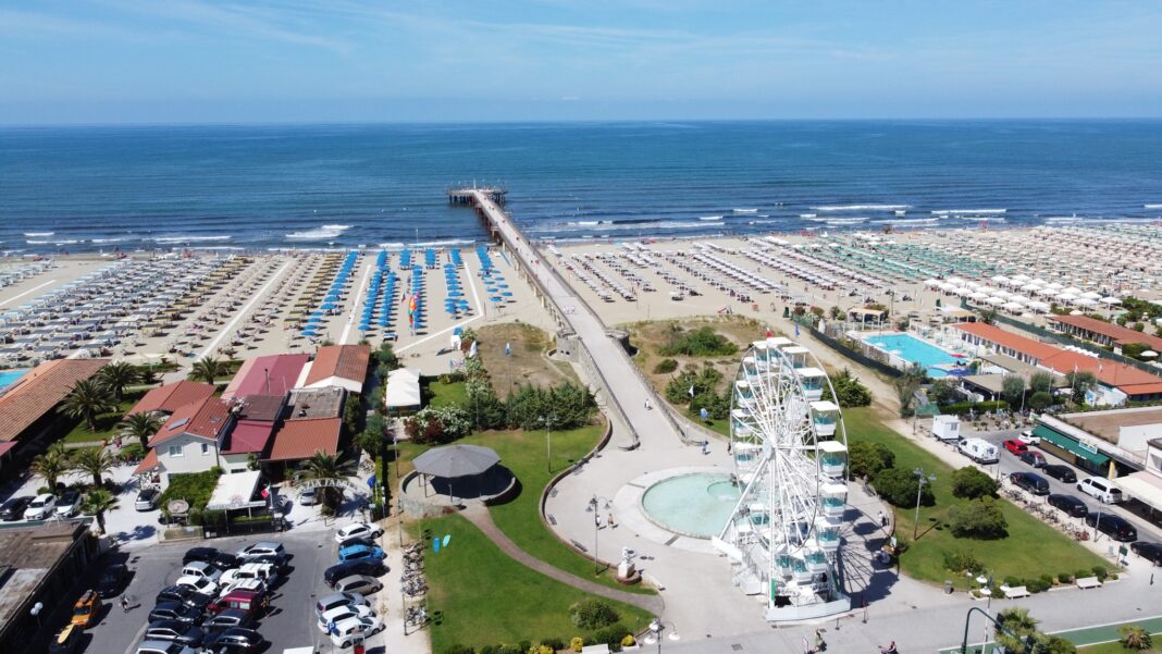 Marina di Pietrasata mare spiaggia costa litorale