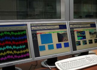 Terremoto, forte scossa a Firenze. Paura in mezza Toscana sisma sismografo terremoto Toscana Firenze