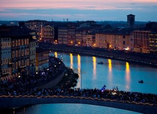 Pisa accende la notte con la Luminara di San Ranieri