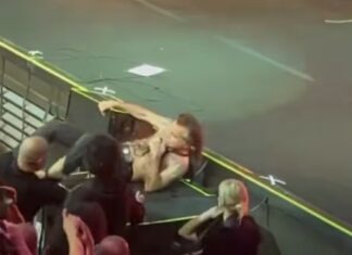 Piero Pelù cade e batte la testa durante il concerto. Poi pubblica le lastre