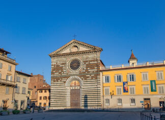 Prato, elettricista di 40 anni muore folgorato sul lavoro