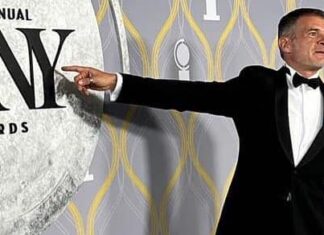 Stefano Massini in tour in Toscana