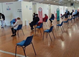 Nesso tra vaccino Covid e gravi danni salute: risarcito 16enne di Pisa