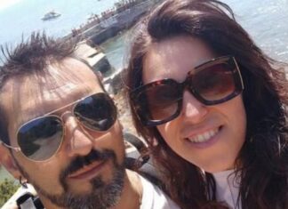 Fidanzati muoiono in moto in un tragico scontro con auto