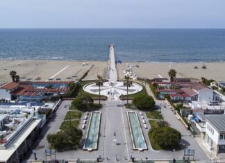Turismo, Versilia sfiora 3 milioni di presenze. Crescono locazioni forte dei marmi