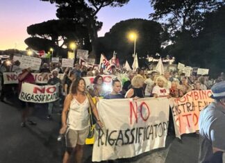 Rigassificatore a Piombino, il sindaco: “Con la 398 Giani surreale e offensivo”