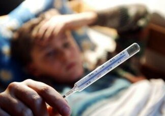 Influenza, risale l’incidenza nei bimbi e i casi in Italia superano i 14 milioni