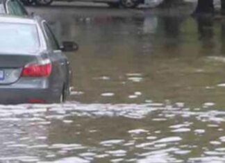 Meteo Toscana, nuova allerta per forti temporali. Onde fino a 4 metri