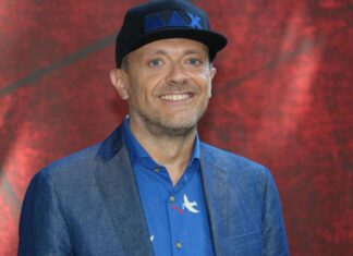 Max Pezzali, J-Ax e Tommaso Paradiso a Marina di Pietrasanta