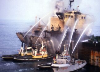 Livorno, colpo di scena Moby Prince: terza nave provocò collisione con Agip Abruzzo