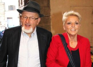 Assolti i genitori di Matteo Renzi: “Il fatto non costituisce reato”