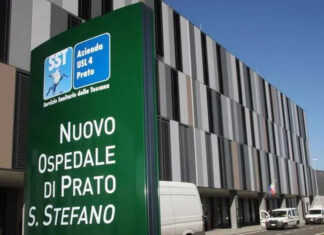 Prato, auto precipita sfondando guardrail. Gravi i due occupanti