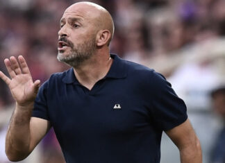 Conference League, Fiorentina vince 0-3 con Riga ma va ai playoff Il tecnico della Fiorentina Vincenzo Italiano