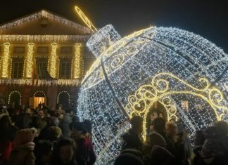 ‘Lucca Magico Natale’, tanta gente all’inaugurazione. Eventi e iniziative