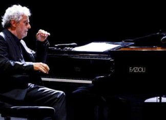 Il Premio Oscar Nicola Piovani al Teatro Goldoni di Livorno Il Premio Oscar Nicola Piovani al Teatro Goldoni di Livorno martedì 13 dicembre